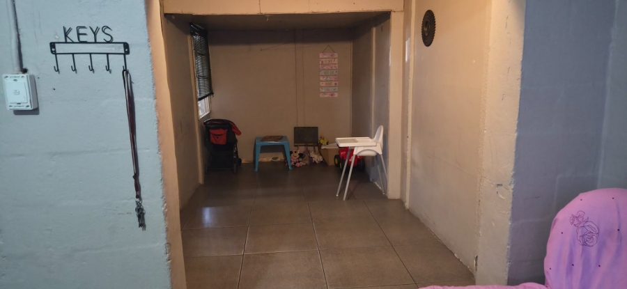 3 Bedroom Property for Sale in Manenberg Western Cape
